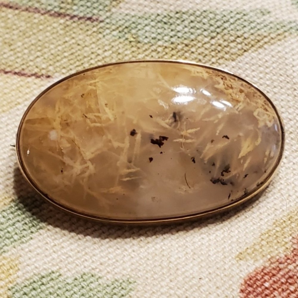 Vintage moss agate brooch
